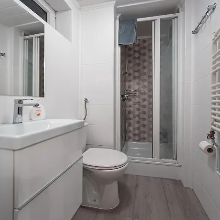 Maria I Natasza Rum i privatbostad *