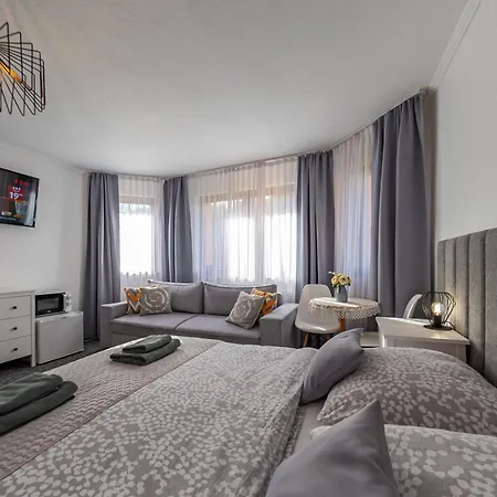 Maria I Natasza Rum i privatbostad Wisła