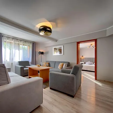 Maria I Natasza Rum i privatbostad *