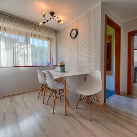 Rum i privatbostad Maria I Natasza Wisła