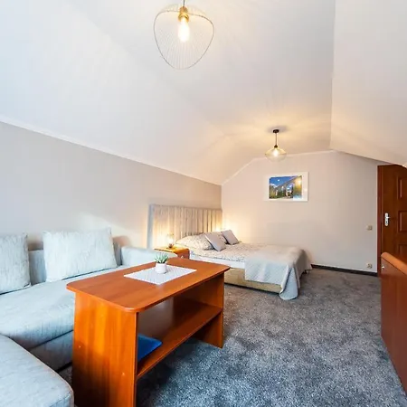 Maria I Natasza Rum i privatbostad Wisła